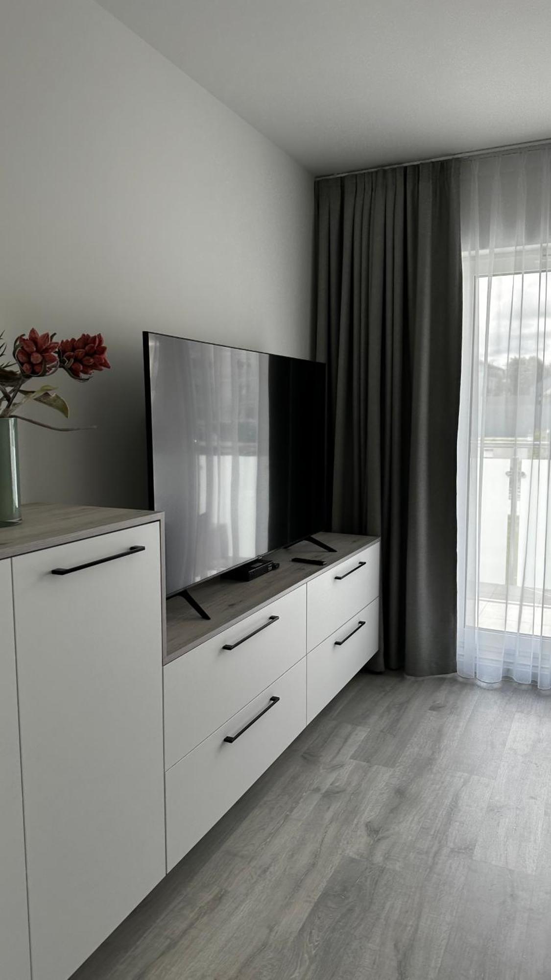 גרצי'יבובו Sunset Resort Apartament Kapi מראה חיצוני תמונה